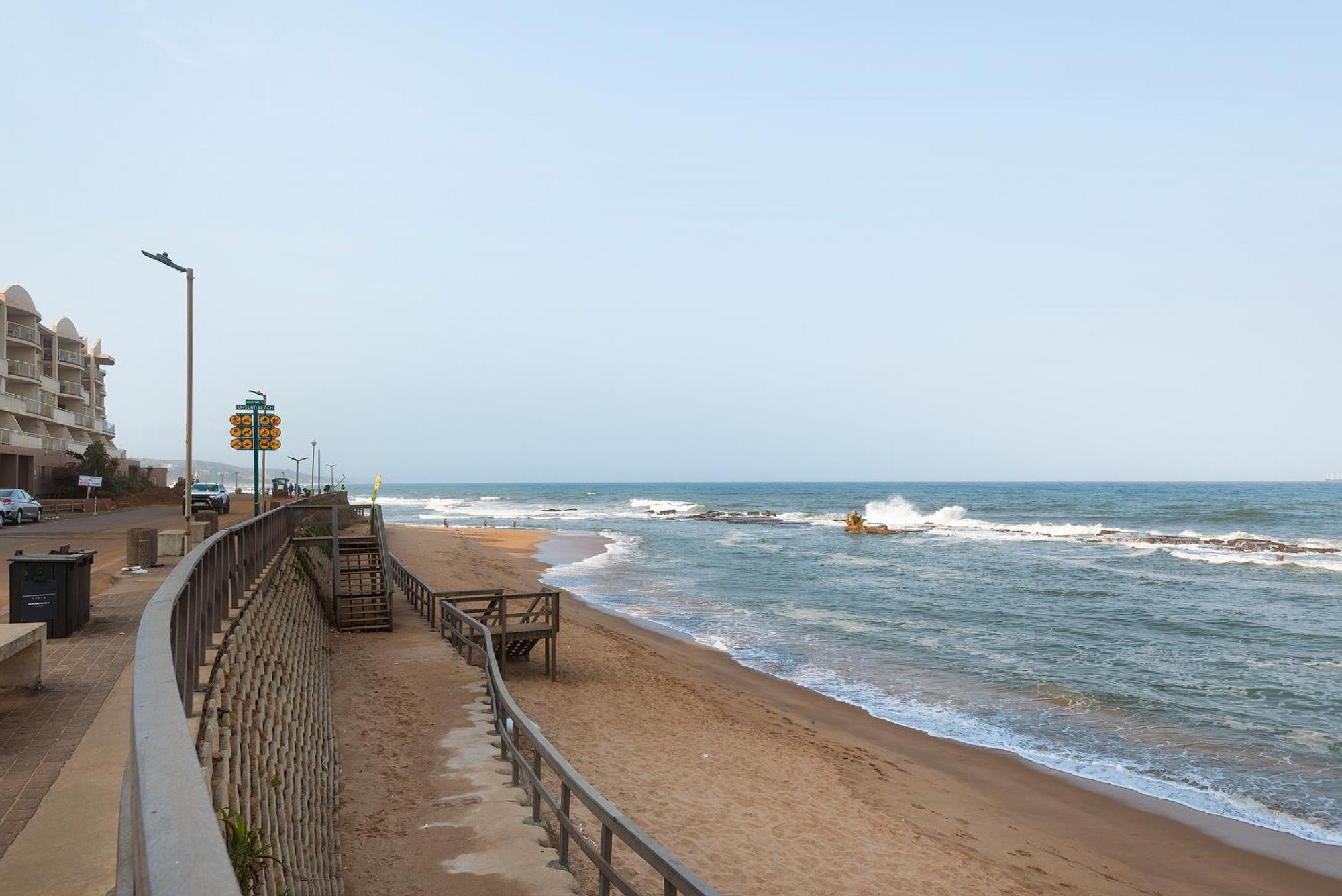 Escape To An Oceanview Vacation Home In Umdloti Beach ภายนอก รูปภาพ