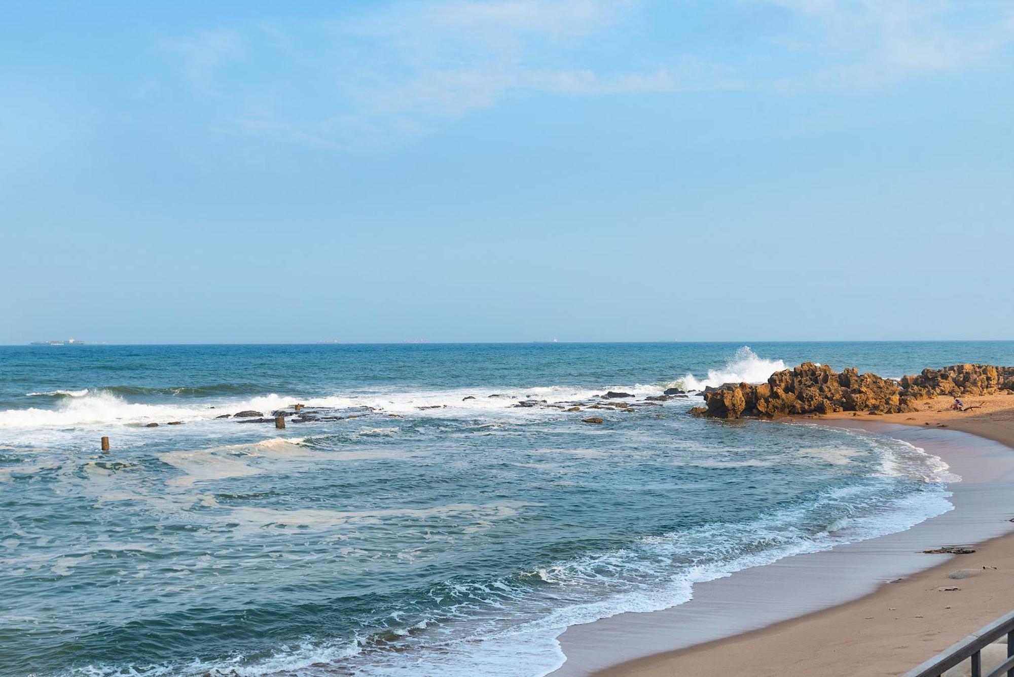 Escape To An Oceanview Vacation Home In Umdloti Beach ภายนอก รูปภาพ